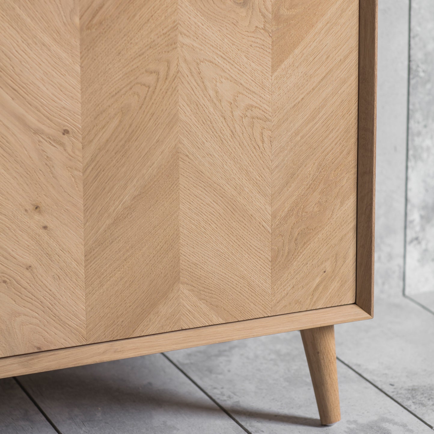 Milano 2Dr/3Drwr Sideboard