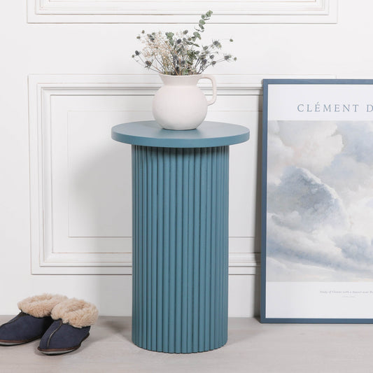 Ribbed Ocean Round Side Occasional Table